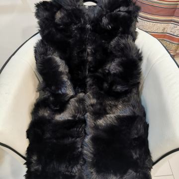 Puhast dolg brezrokavnik