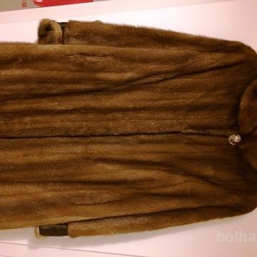 Krznen plašč - nerc -