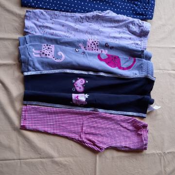 Dekliške pajkice in dolge hlače št. 98, podarim dodatne pajkice