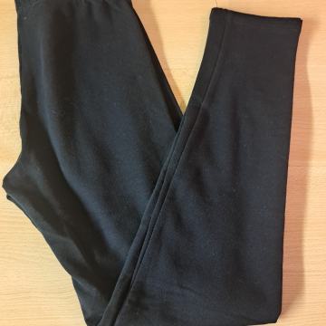 Nove, toplejše HM pajkice, vel. 10-11 let (146 cm)