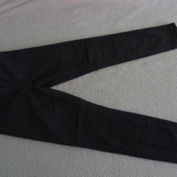 Žametne hlače H&M št. 122