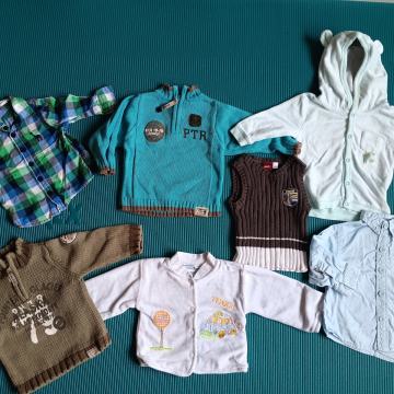 7 kos za 4€ v št: 68 2x jopa 2x pulover 2x srajica 1x brezrokavnik