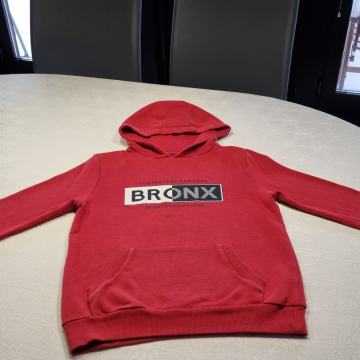 Fantovska bombažna majica (pulover) Bronx za 9 - 10 let