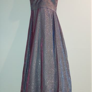 Maturanska obleka bleščeča s podkrilom, enkrat nošeno