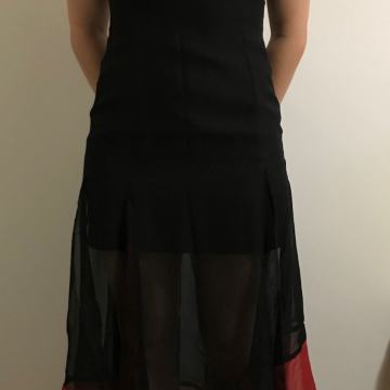 Po meri narejena rdeče-črna obleka št. 38 - 40