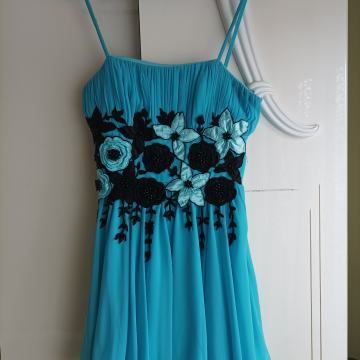 Obleka za valeto ali maturo