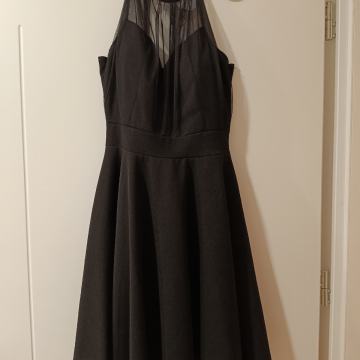 Obleka za valeto/maturo