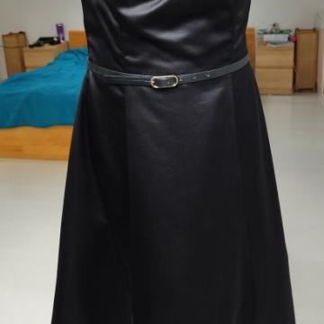 št. 40 / 42 maturantska obleka s kamenčki (Italija) KOT NOVA