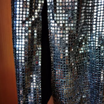 svečana obleka za novo leto ali maturantski ples