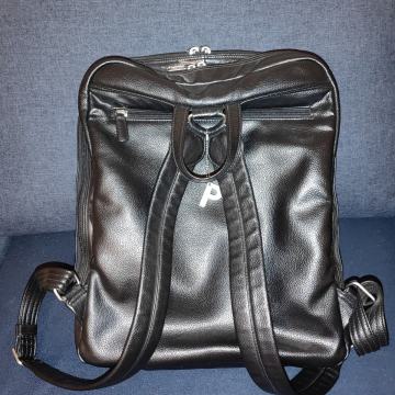 Modni usnjen nahrbrnik Picard