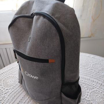 Nahrbtnik, lahko tudi šolska torba, novo