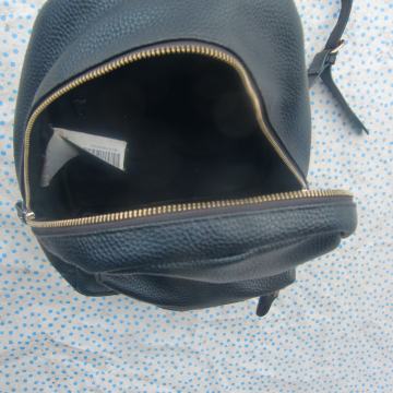 USNJENI ŽENSKI NAHRBTNIK