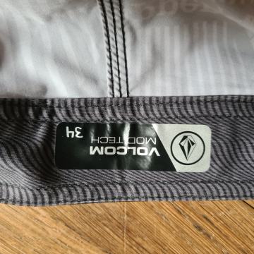 Volcom boardshorts/kopalke