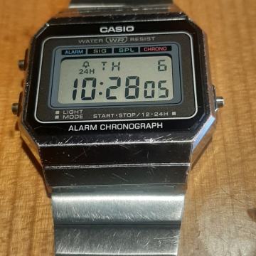 casio digitalna ura
