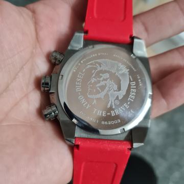 Diesel DZ4481 red