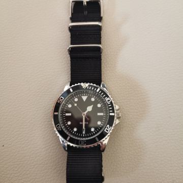 Diver moška ročna ura