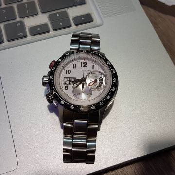 HAMILTON KHAKI TACHIMILER. ETA 7750. 42 UR NAVITJA. ZELO REDEK MODEL!!