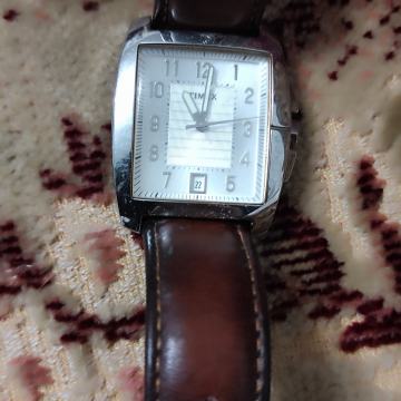 Moška ročna ura  Orient in timex  in datomaso.... delujoča ugodno