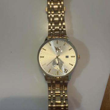 Moška ročna ura nova