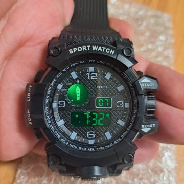 Moska rocna ura sport watch