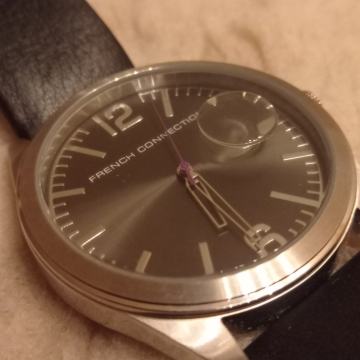 Moška ura French Connection, usnjen pašček, datum, Ljubljana