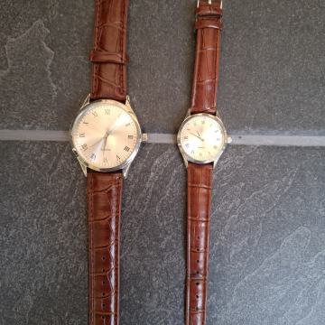 Prodam par ročnih ur