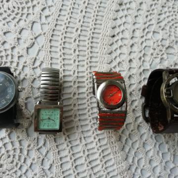 Ročna ura - moška, ženska, 3 kom