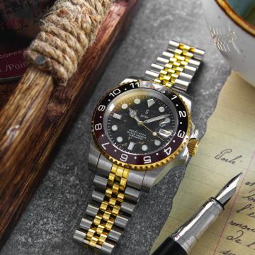 Seiko Gold leaf Black Carbon Edition Sub mod unikatna ročna ura