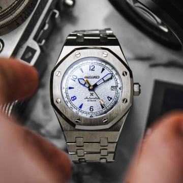 Seiko Oak Alpine Ice mod unikatna ročna ura