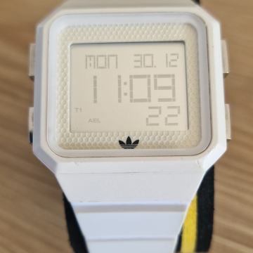 Ura Adidas Peachtree ADH 4056