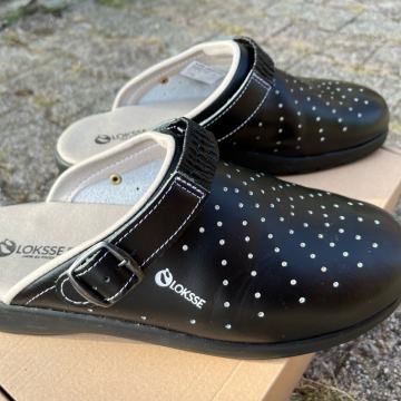 LOKSSE LO HILL Black