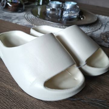 Moški natikači (41/42)
