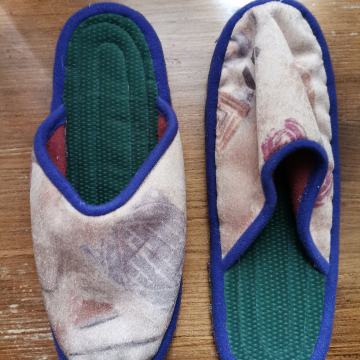 Udobni copati z debelim podplatom