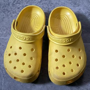 Crocs natikači št. 33-34 oz. J2