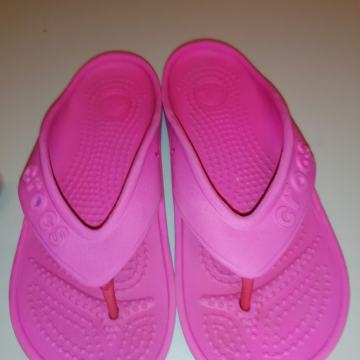 Crocsi japonke za deklico C12 (št.29/30, nd=18,5cm)