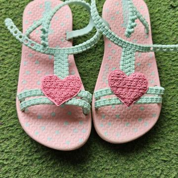 Ipanema natikači št. 23/24