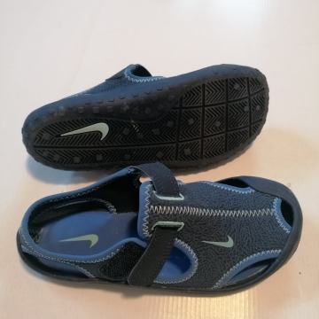 Natikači za fanta Nike št. 30