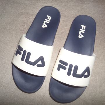 Natikači FILA, št. 40/41 (NOVI, mehki, kupljeni letos)