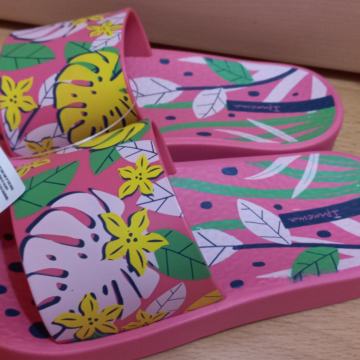 Novi natikači Ipanema št. 31