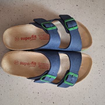 Novi natikači Superfit št. 37