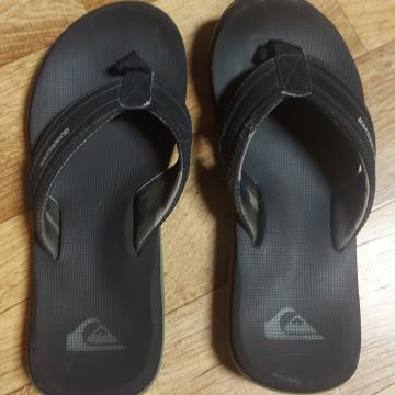OTROŠKI NATIKAČI JAPANKE QUIKSILVER št. 36