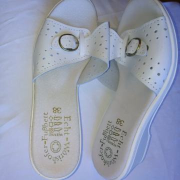 UGODNO! Izredno lepi ženski natikači, copati naprodaj