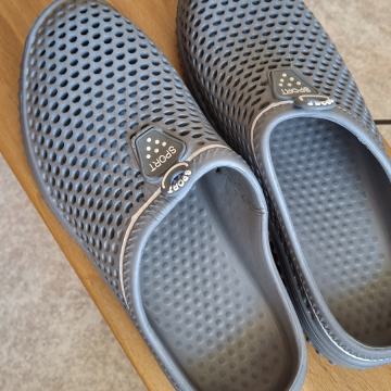 Novi ženski natikači  39in 40