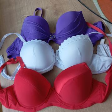 3 KOM NEDERČKOV  PUSH UP 80B