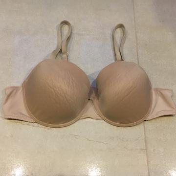 Izredno udoben NEDRČEK Divine Body modrček kožne barve vel. 95B - NOVO