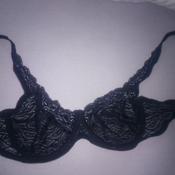 NEDERC LISCA 90 B  CENA 12 EUR TEL 070 604 547