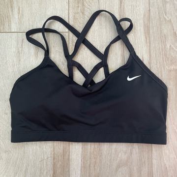 Nike športni nedrček