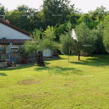 UMAG, Hiša, 144 m², z velikim vrtom in letno kuhinjo, popolnoma prenov
