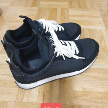 Calvin Klein čevlji št. 42