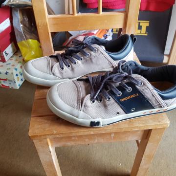 Merrell moški čevlji nizki obutev st.40
